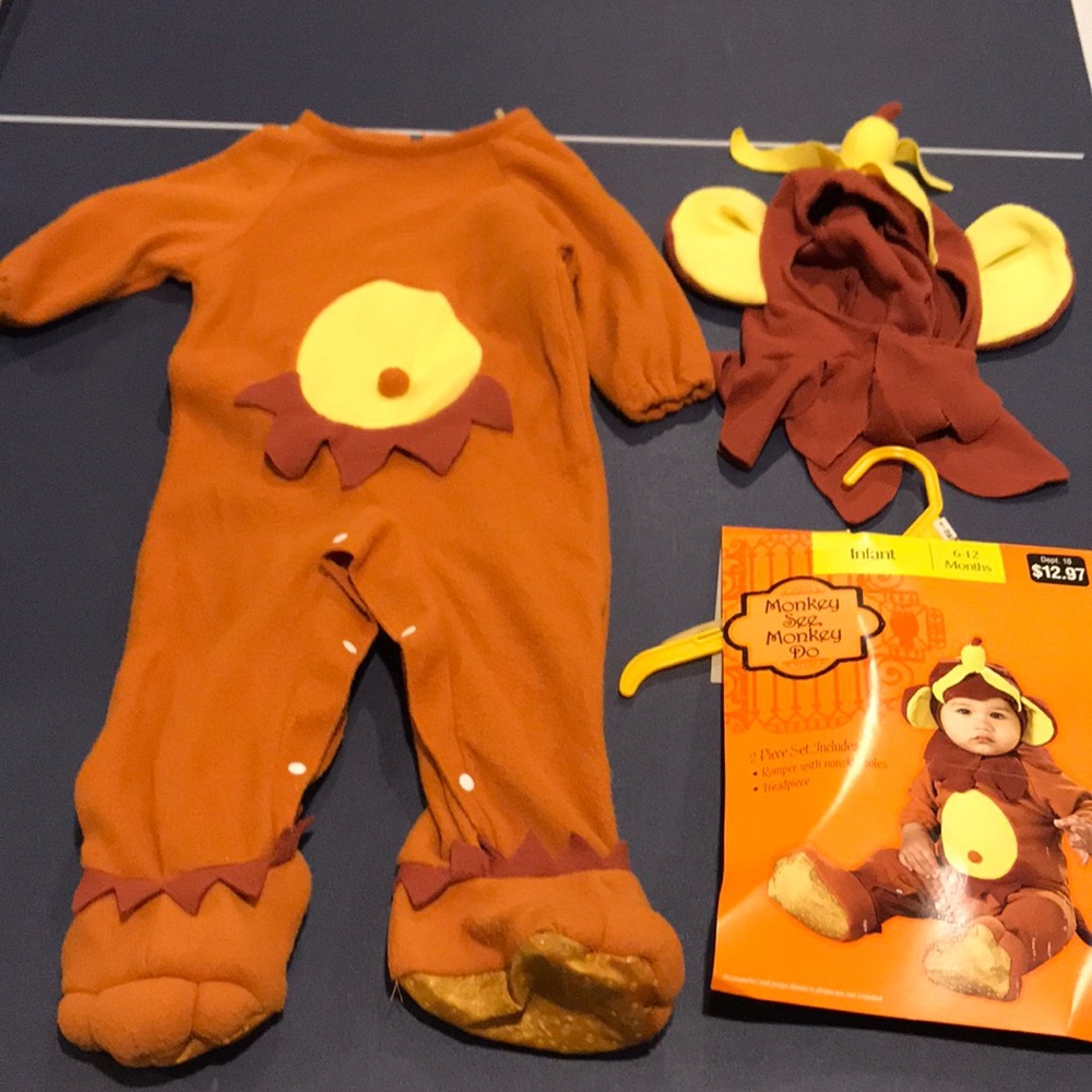 Infant monkey Halloween costume 6-12 months